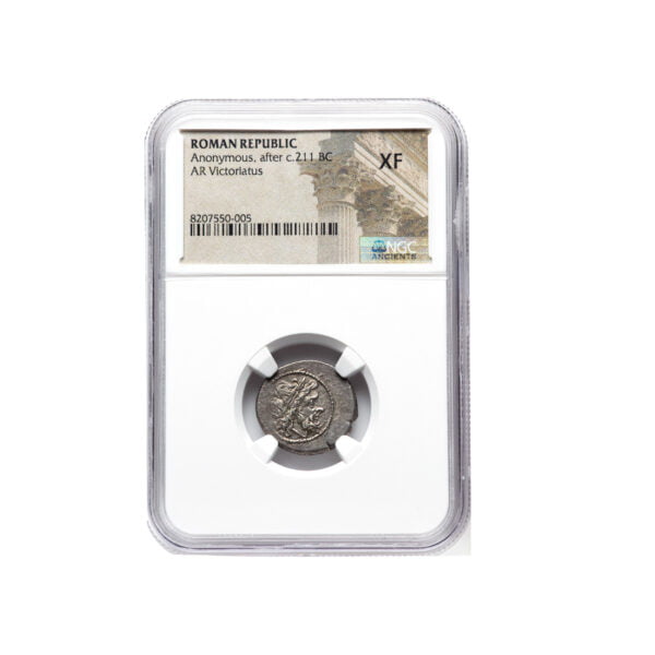 Anonymous AR Victoriatus - Victory standing right, Crowning trophy (NGC Graded XF)