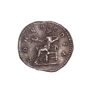 Alternative view of Lucilla AR Denarius - CONCORDIA (Struck under Marcus Aurelius and Lucius Verus)