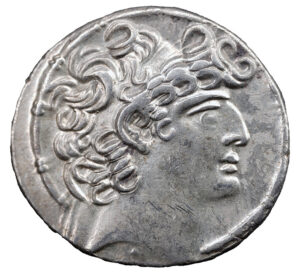 Alternative view of Cassius Longinus AR Tetradrachm of Antioch, Seleucis and Pieria